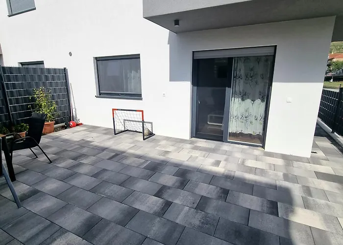 Apartments Happiness